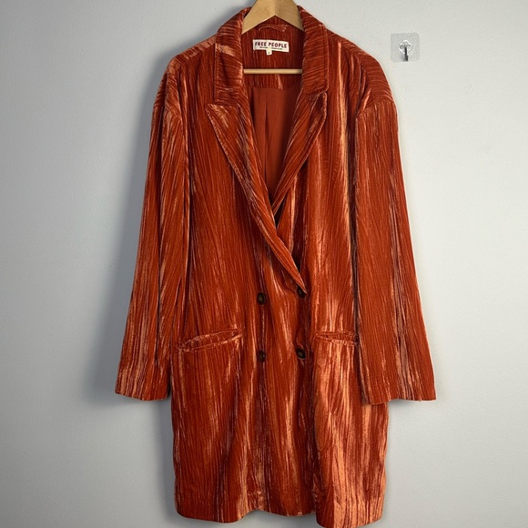 NWOT Free People Daria Crinkle Velvet Long Blazer XL Cinnamon Slouchy Oversized - Picture 15 of 16